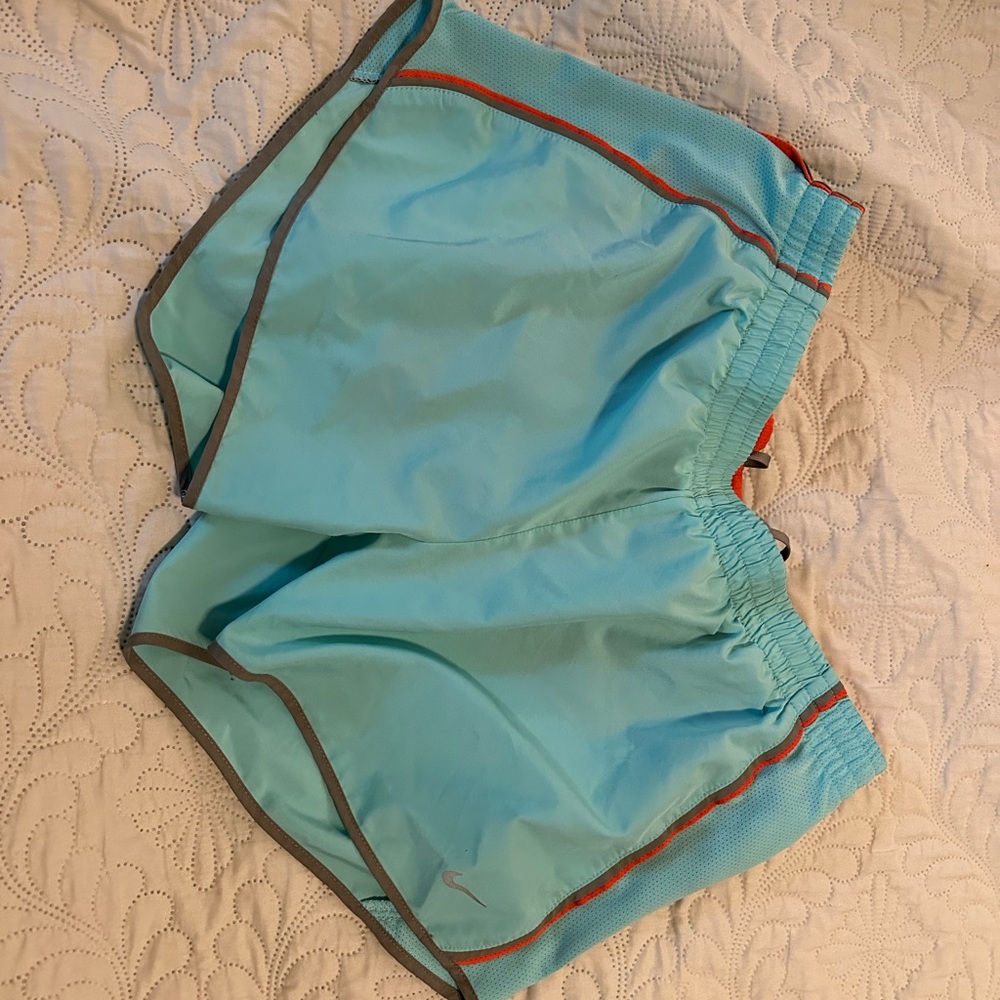 Women’s large Nike shorts